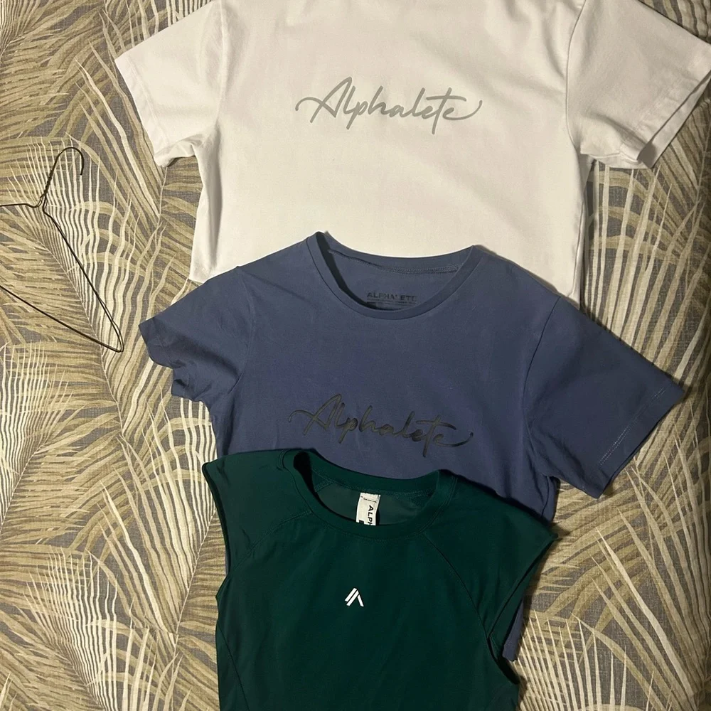 Alphalete White (XS), Green (S) and Blue(S) Crop Shirt Bundle. Lightly worn. - Picture 5 of 7